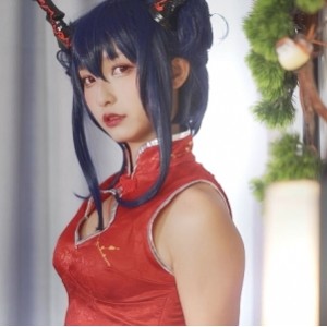 Cosplay女神《神樂坂真冬》：勇敢乐观的超级英雄